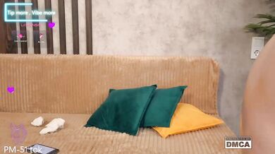 Hollywww - Porn Video [Bongacams]: closeup, camsex, sensuous moans