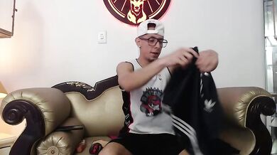 Sensualsouls - Porn Video [Cam4]: voluptuous form, talented entertainer, beautiful seductress