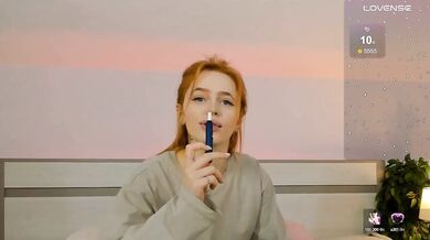 MissRedFox - Porn Video [Bongacams]: exquisite cleavage, gorgeous charmer, enchanting shape