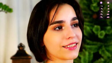 MerylGrantham strips and teases in public with her best friends in white middle-priced private cam footage