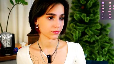 MerylGrantham strips and teases in public with her best friends in white middle-priced private cam footage