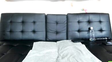 Energetic seductress Charismatic entertainer gets naked and shows off her assets