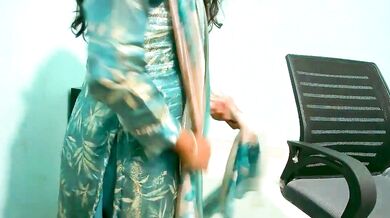 Only_hunny's steamy roleplay with a young and trimmed-asian cam girl