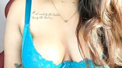 Watch Shanayaaa_1's Indian- models get wild in models in best- dance & get their models- creampied!