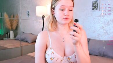 MaydaFoulk's hot striptease - Russian blonde teen with big tits and ass gets off in public