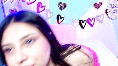 Katy Handerson's oily ass gets destroyed in a big-ass-anal-squirt frenzy