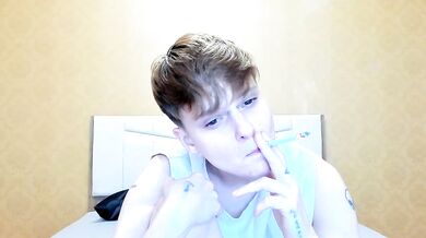 Sin Heart99's steamy striptease & squirt - a public orgasm for your viewing pleasure!