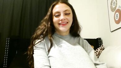 Erotic moans, Enigmatic enchantments, and cam girl's mesmerizing voice - Daisyparkerxo's mesmerizing voice