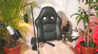 Watch petite latina Kore_Persephone get her big ass fingered in a public cam2cam session