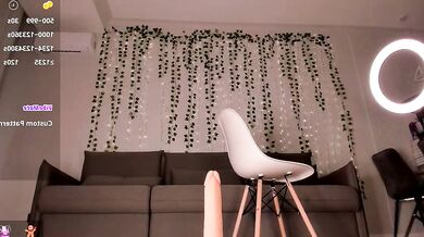 Asuno_'s Mesmerizing Mesmerizing shape - Perfectly proportioned glutes!