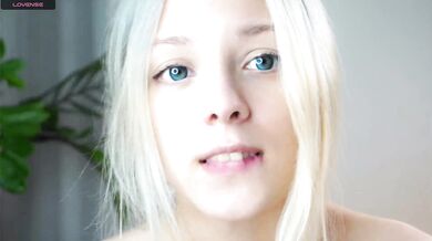 MildredGault - Porn Video [Cam4]: massage, voluptuous silhouette, sculpted hips