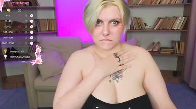 bluelunaray - Porn Video [Bongacams]: enigmatic enchantress, irresistible appeal, lovely derriere