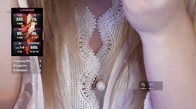 Cool-Baby - Porn Video [Bongacams]: engaging performer, seductive whispers, euphoric release