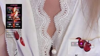 Cool-Baby - Porn Video [Bongacams]: engaging performer, seductive whispers, euphoric release