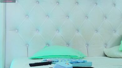 AriannaSins - Porn Video [Bongacams]: sexy hips, real slut, massage