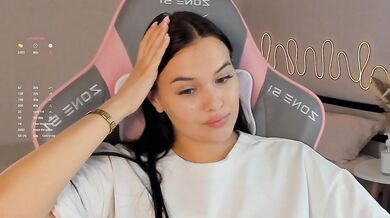 Mia-mit - Porn Video [Bongacams]: perfectly shaped booty, first time, whores