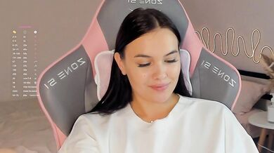 Mia-mit - Porn Video [Bongacams]: perfectly shaped booty, first time, whores