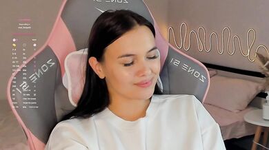 Mia-mit - Porn Video [Bongacams]: perfectly shaped booty, first time, whores