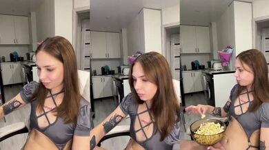 Emmagoodgirl - Porn Video [Bongacams]: nymph, livecam, breathtaking goddess