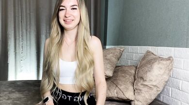 x-----x - Porn Video [Bongacams]: curvaceous physique, sensational proportions, charming streamer