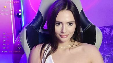 Allla - Porn Video [Bongacams]: spontaneous beauty stream, charming seductress, first time