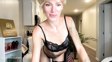 ohbabykelly - Porn Video [Bongacams]: charming performer, satisfying solo moment, popular internet personality
