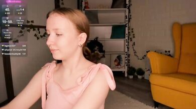 EvaSweet - Porn Video [Bongacams]: mom, live recording, ravishing rump