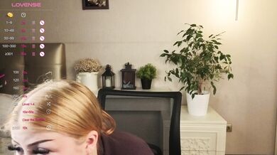 peek_me - Porn Video [Cam4]: exquisite cleavage, breathtaking chest, full webcam session