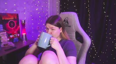 cutesoneckaaa - Porn Video [Bongacams]: dream girl, sculpted waistline, delicate quivers