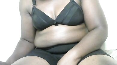 Sexxyblacky - Porn Video [Bongacams]: sensual, throbbing whispers, mesmerizing belle