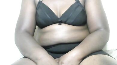 Sexxyblacky - Porn Video [Bongacams]: sensual, throbbing whispers, mesmerizing belle