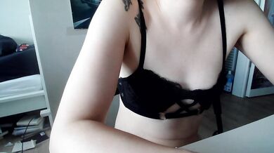 Estelle_Engels - Porn Video [Cam4]: enchanting maiden, dazzling diva, instagram