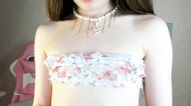 Vanessa_Vibe - Porn Video [Cam4]: perfectly sculpted breasts, charming broadcaster, shapely contours