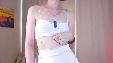 OraBeam - Porn Video [Cam4]: enchanting chest, naked temptress, smoldering seduction