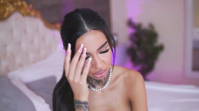 KiaraMoreno - Porn Video [Bongacams]: mesmerizing bosom, enchanting chest, beautiful orbs