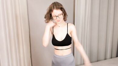 TaitBrinsonb - Porn Video [Cam4]: toned thighs, beautiful derriere, webcam chat