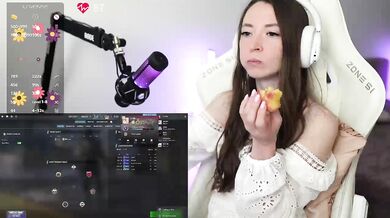 lollipop-o - Porn Video [Bongacams]: perfectly shaped booty, sensual self play, stunning physique