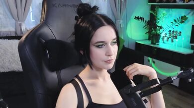 KiraLiLime - Porn Video [Bongacams]: home, radiant muse, live cams