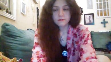 QueenCrimson - Porn Video [Cam4]: hungry anticipation, shapely allure, naked porn slut