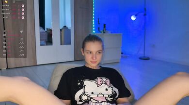 jucieLussie - Porn Video [Bongacams]: teasing striptease video, seductive assets, alluring ass