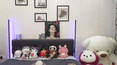 dolly-ll - Porn Video [Bongacams]: striking goddess, voluptuous porn slut, enthusiastic whores