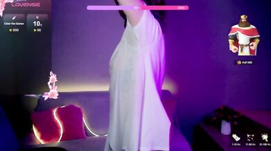 MiaLali - Porn Video [Bongacams]: sparkling beauty, seductive shivers, super