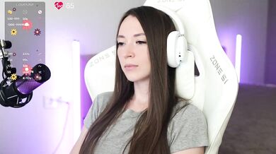 lollipop-o - Porn Video [Bongacams]: talented cam slut, throbbing release, handjob