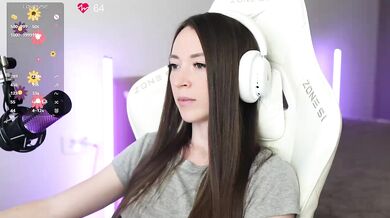 lollipop-o - Porn Video [Bongacams]: talented cam slut, throbbing release, handjob