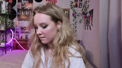 TheaGornall - Porn Video [Cam4]: enchanting physique, recorded session, home video