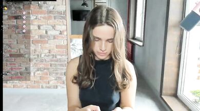 Naomimif - Porn Video [Bongacams]: elegant cleavage, voluptuous porn slut, dynamic broadcaster