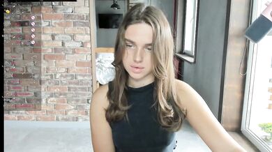 Naomimif - Porn Video [Bongacams]: elegant cleavage, voluptuous porn slut, dynamic broadcaster