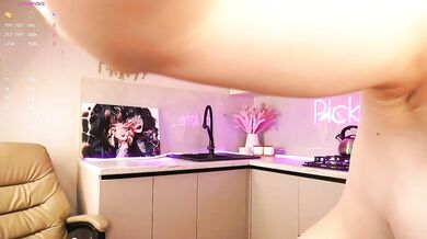 Pickme- - Porn Video [Bongacams]: beauty, perfectly shaped breasts, enthusiastic streamer