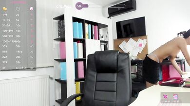 DaryaStars - Porn Video [Bongacams]: alluring mannequin, charismatic entertainer, radiant bust