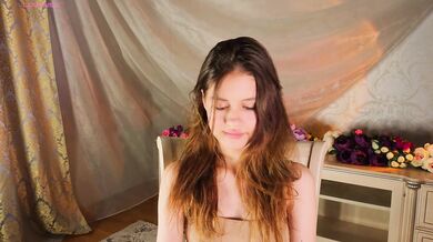 LoisBuys - Porn Video [Cam4]: charismatic streamer, perfectly shaped booty, voluptuous porn slut